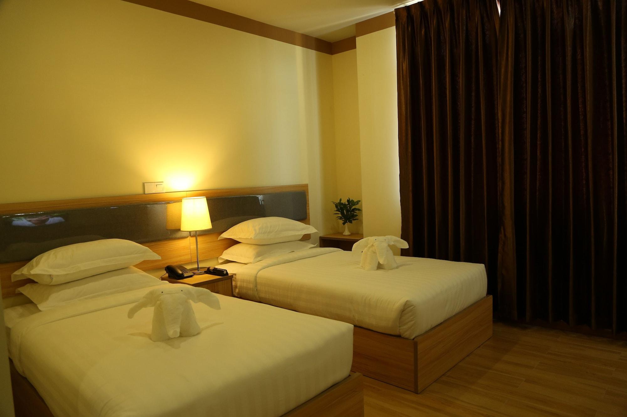 Vegas Hotel - Nay Pyi Taw Naypyidaw Ngoại thất bức ảnh